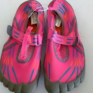 Op Size 2/3  Girls Pink Water Sandals Running Molded Toes